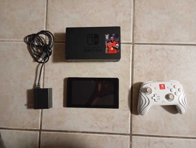 Nintendo Switch Console, with Controller And Dock