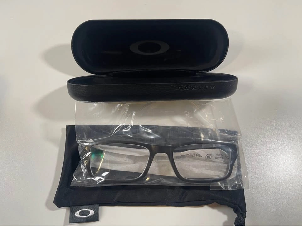 NEW Oakley Chamfer Eyeglasses FRAME Only - 00X8039 - photo 4