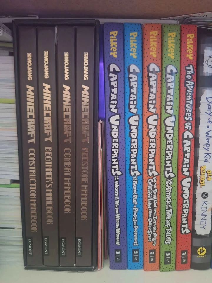 Kids books good condition - photo 2