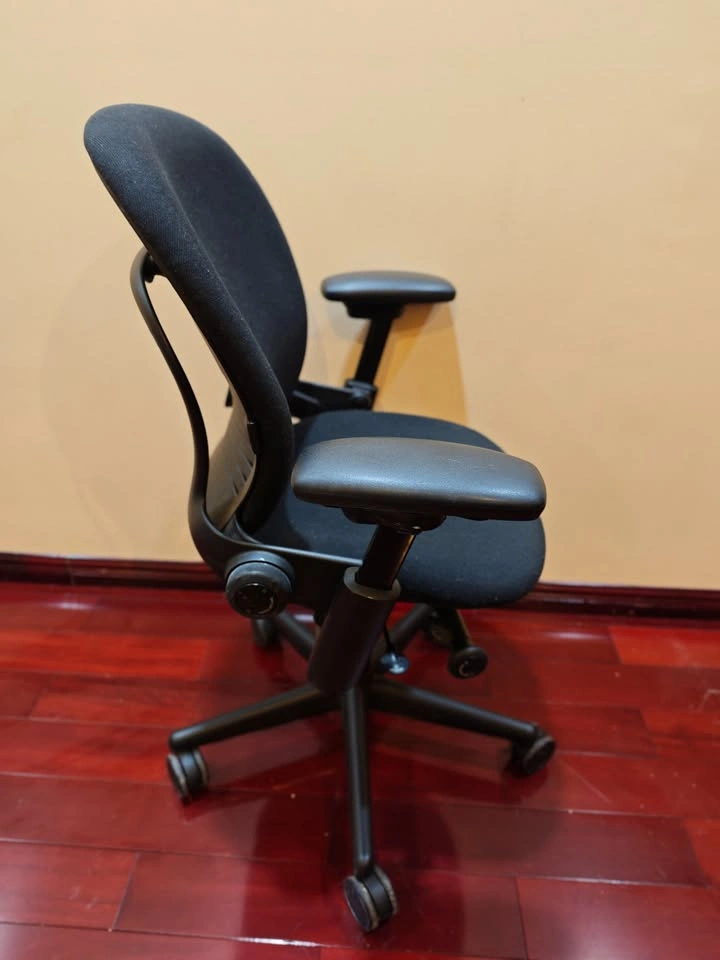 Steelcase Leap V1 [Price is Firm] - photo 3