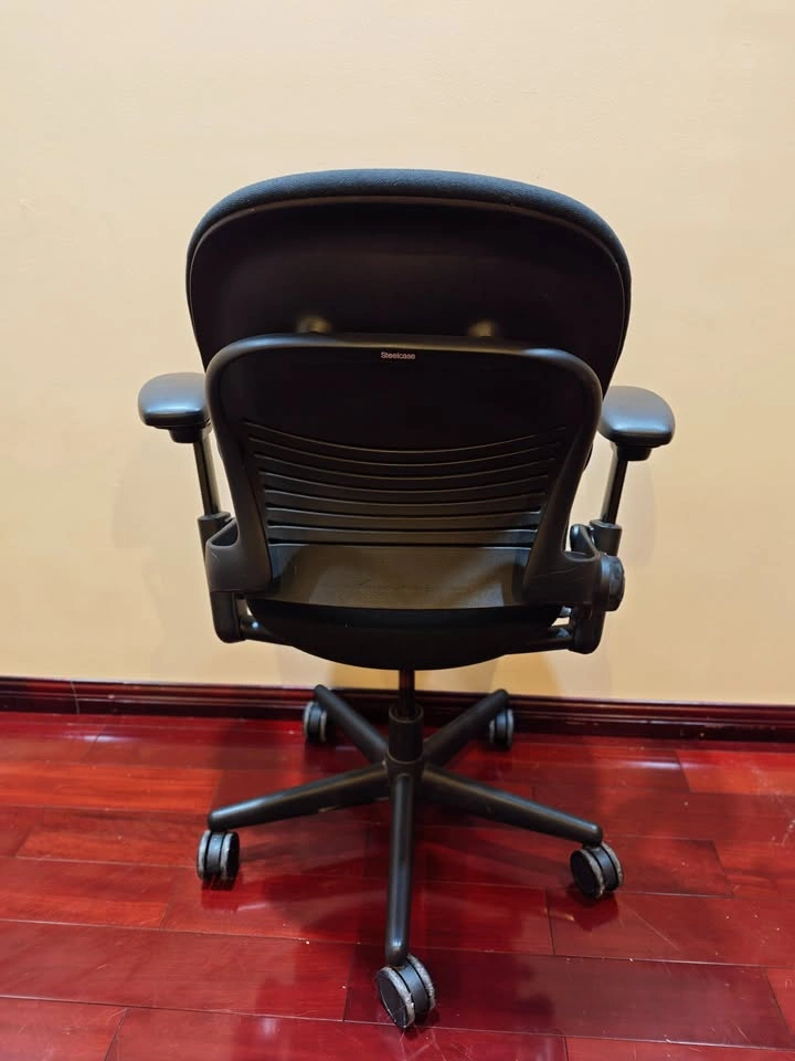 Steelcase Leap V1 [Price is Firm] - photo 4