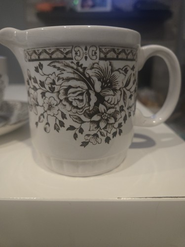 Vintage EIT Kew Gardens Brown Ironstone Creamer and Tea Cup Sauc - photo 3
