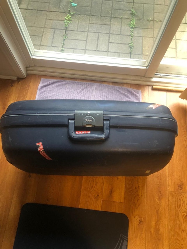 Roncato Hard Shell Suitcase - photo 2