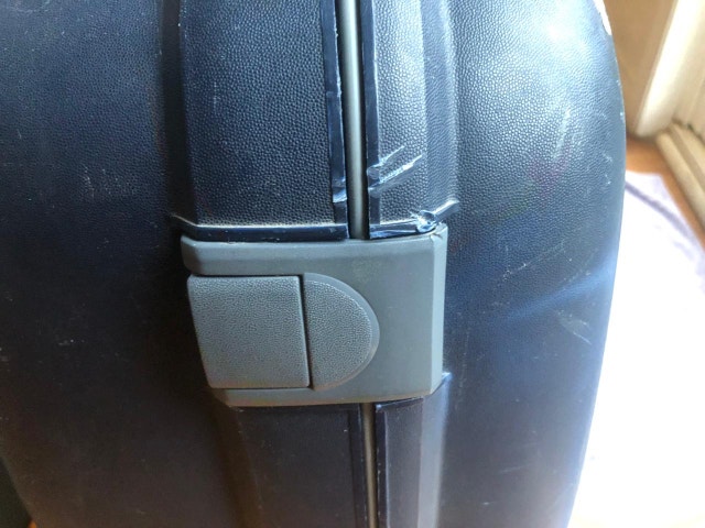 Roncato Hard Shell Suitcase - photo 4