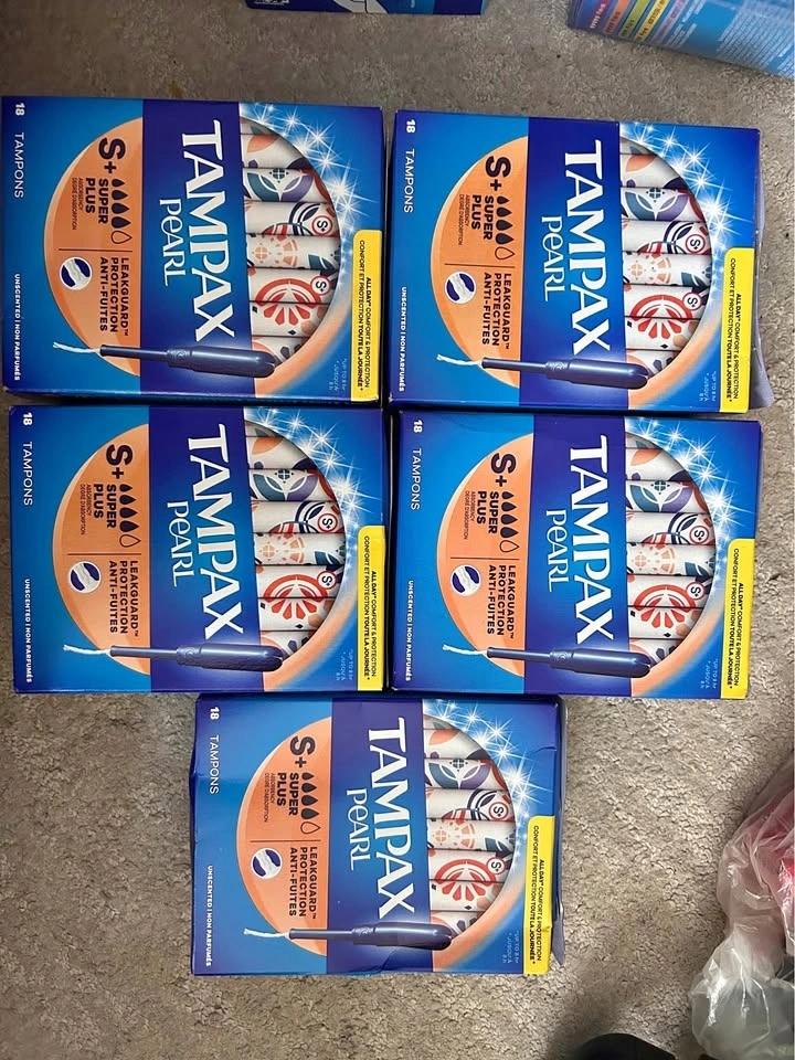 Tampax Pearl Super Plus Tampons - 5 Boxes (90 Count Total)