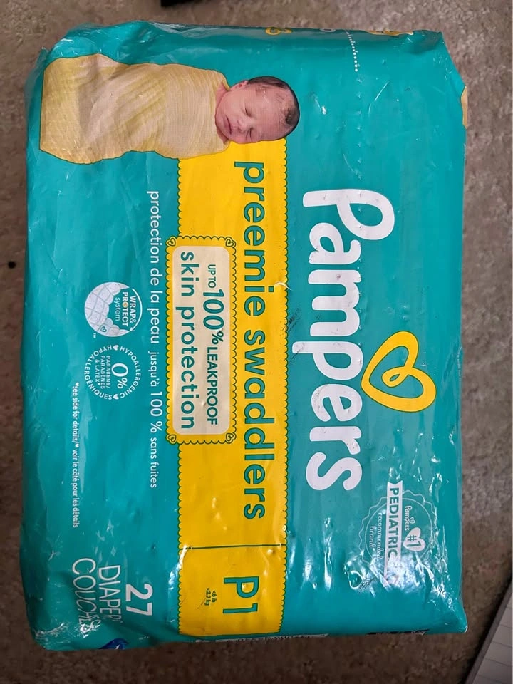 Diaper + wipe
