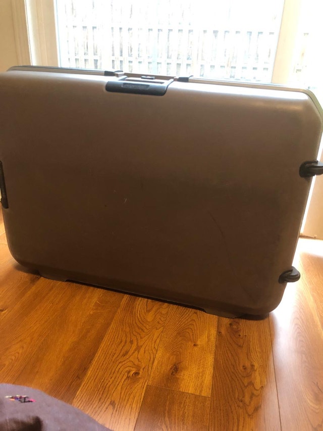 Superior Hardshell Suitcase - photo 4