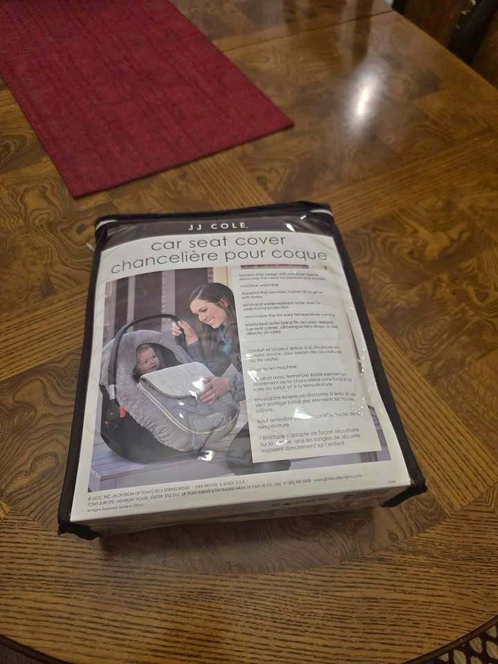NEW JJ Cole Car Seat Cover