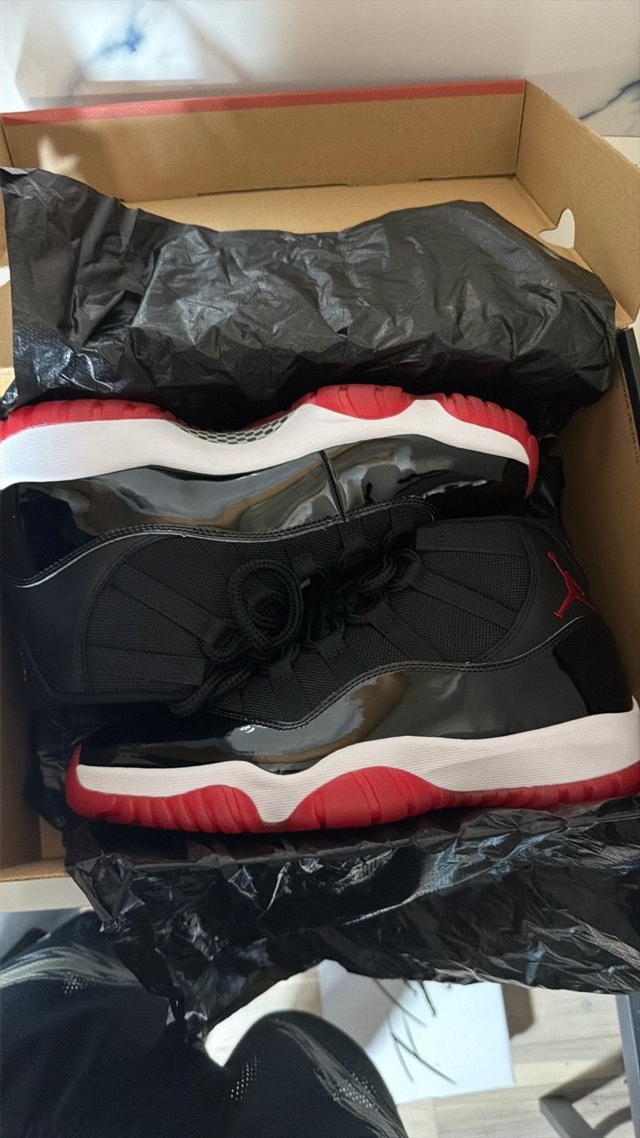 Jordan 11 Retro Bred