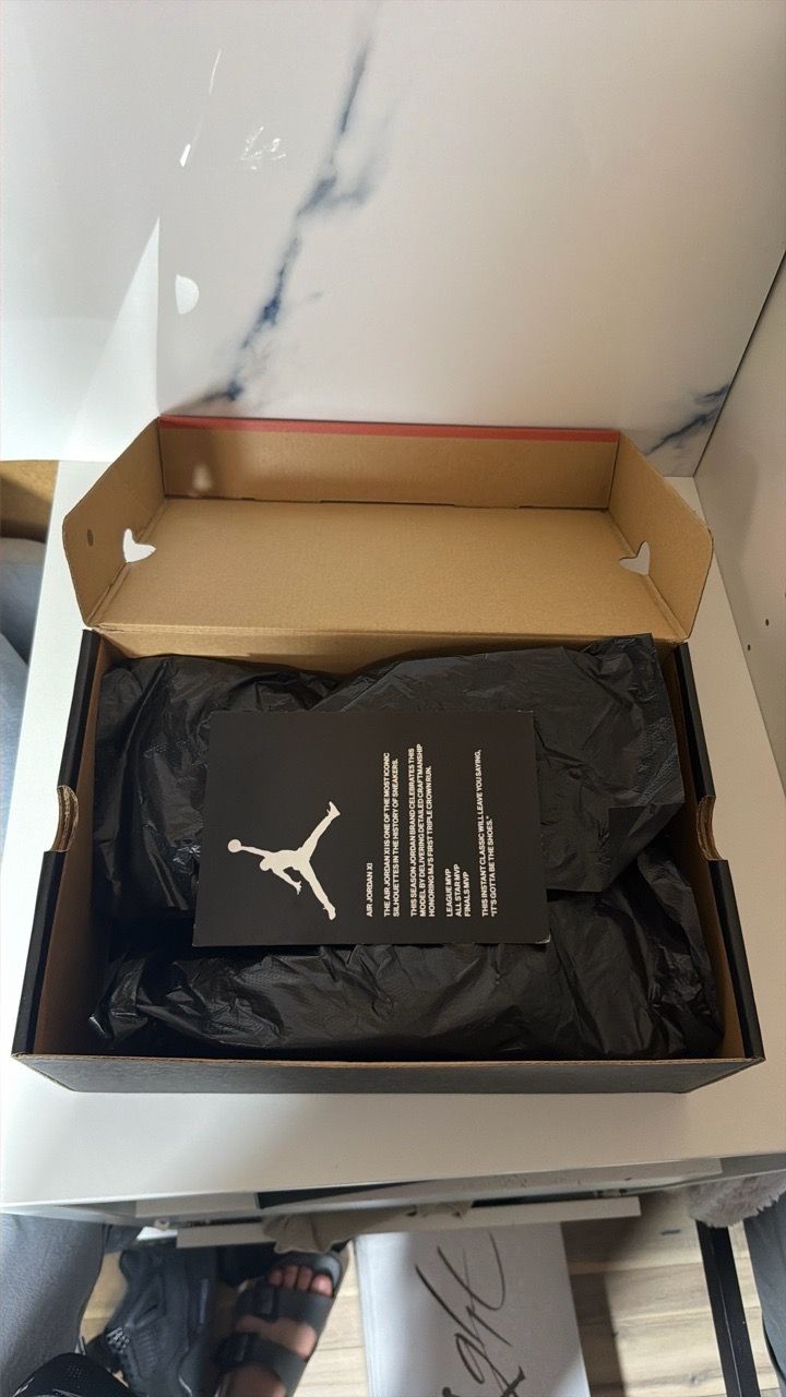 Jordan 11 Retro Bred - photo 2