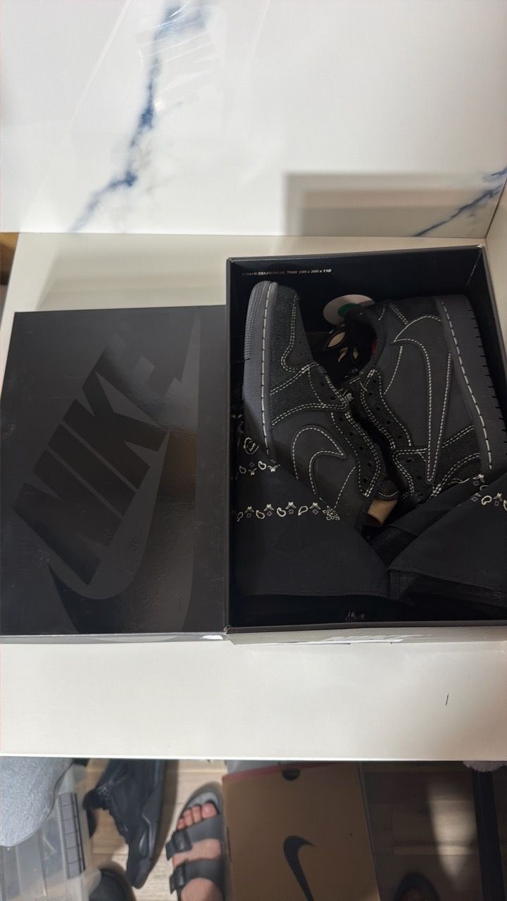 Jordan 1 Retro Low OG SP Travis Scott Black Phantom