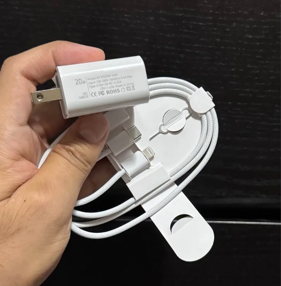 20W USB-C Fast Charger with Lightning Cable - photo 3