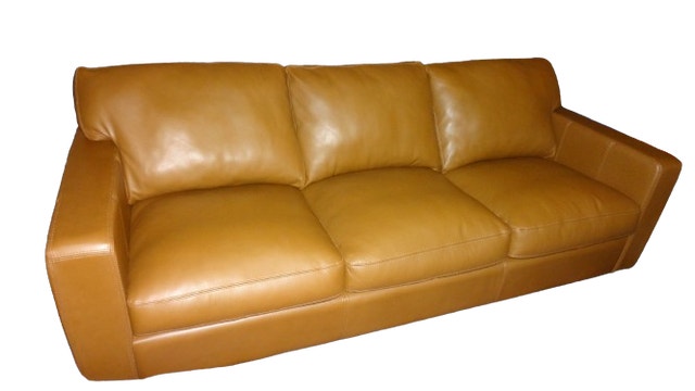 Palliser Genuine Leather Sofa – Brand New – Allegro Amaretto