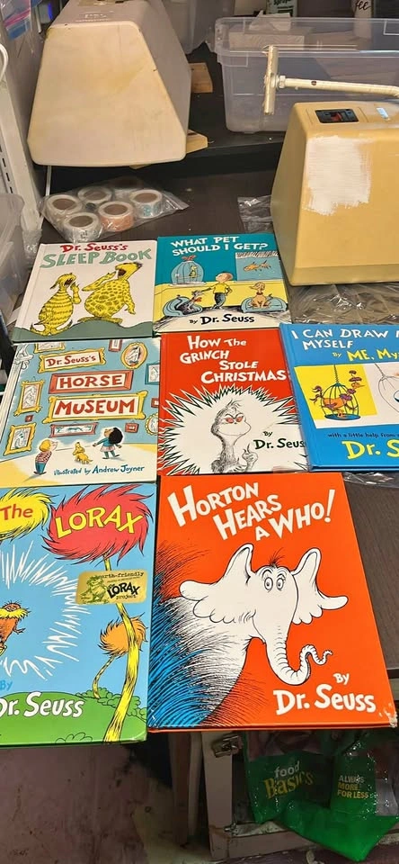 7 Dr. Seuss Books