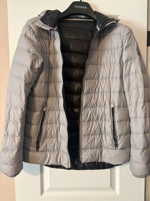 Armani Exchange Reversible Puffer Jacket - photo 4
