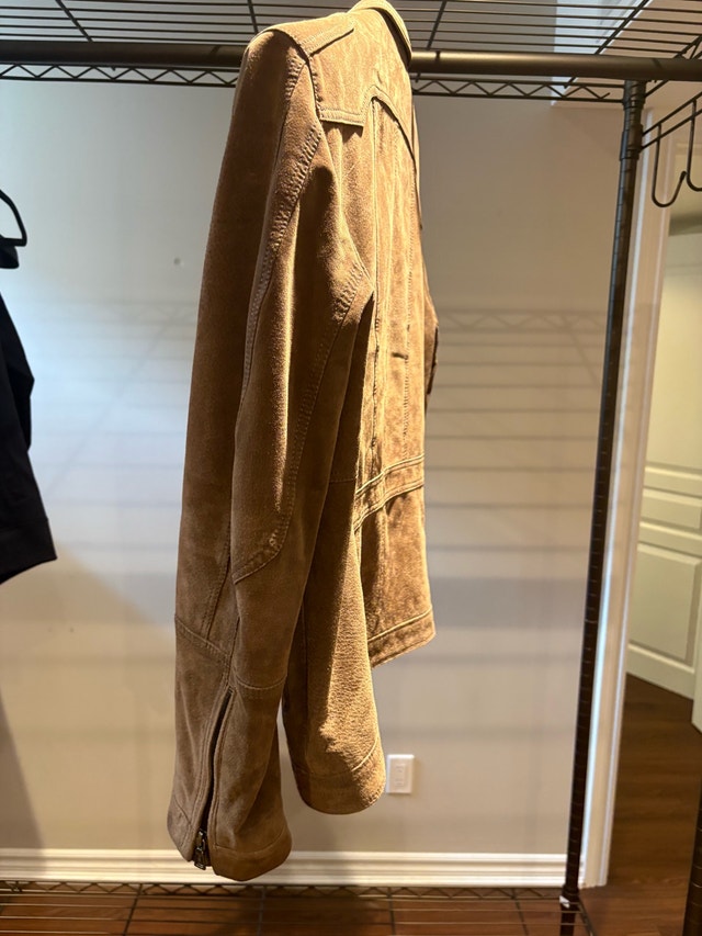Danier Suede Jacket - photo 4