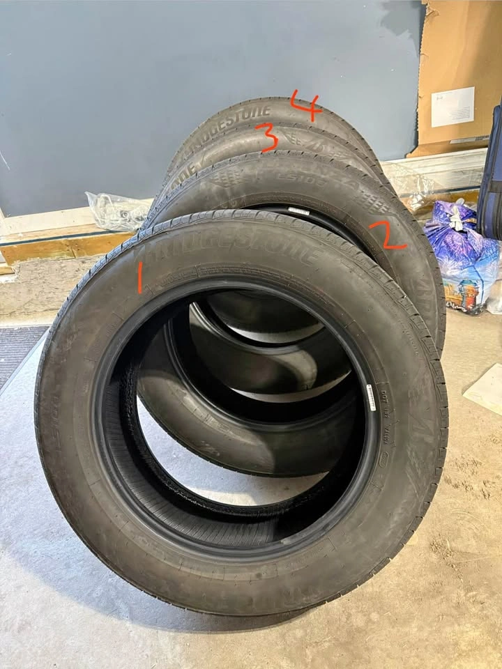 Set of 4 Bridgestone Turanza LS100 (P235/60R18) Tires