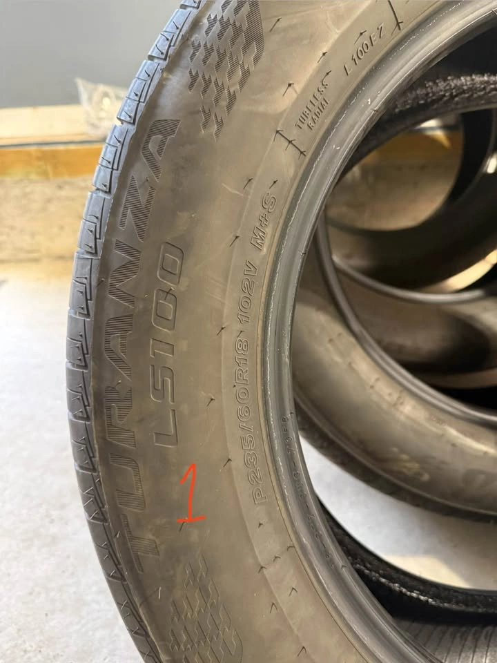 Set of 4 Bridgestone Turanza LS100 (P235/60R18) Tires - photo 2
