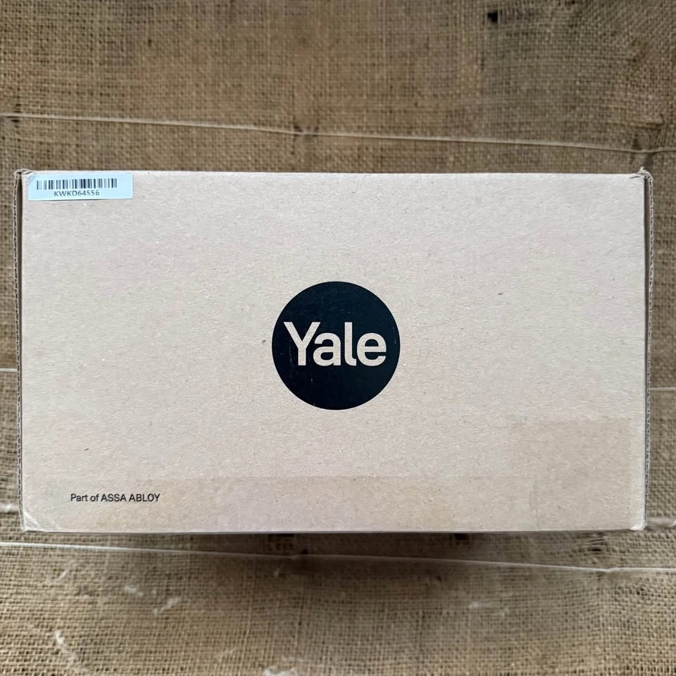 BNIB Yale Assure Lock 2 Touchscreen with Bluetooth - photo 2