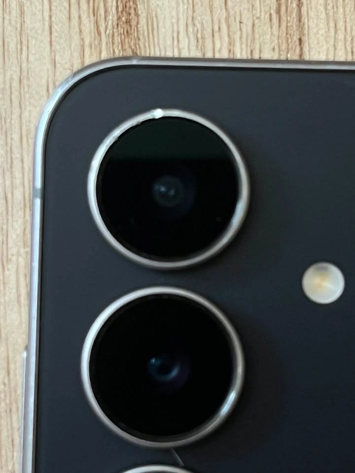 Samsung Galaxy s25 FE - photo 3