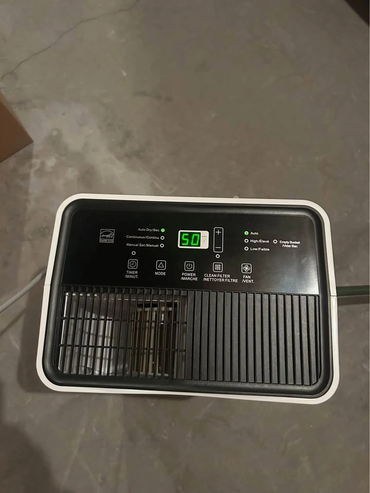 Hisense 35-Pint Portable Dehumidifier with warranty - photo 3