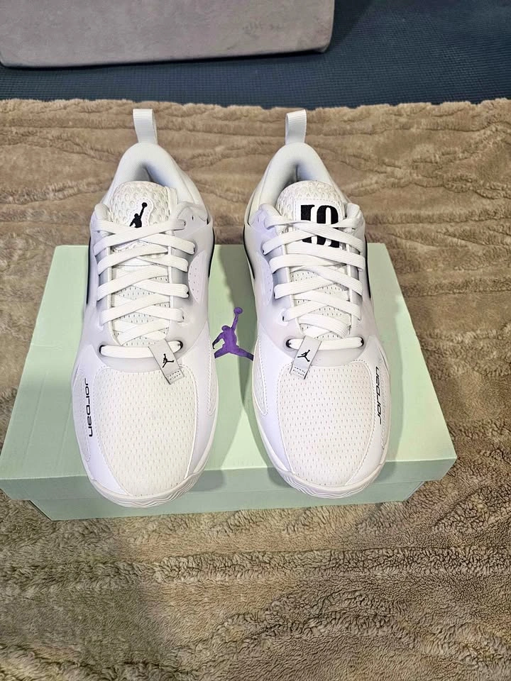 Jordan Heir Series Brand New