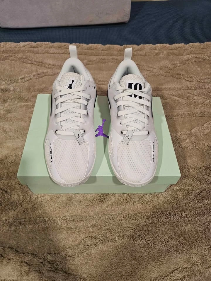Jordan Heir Series Brand New - photo 2