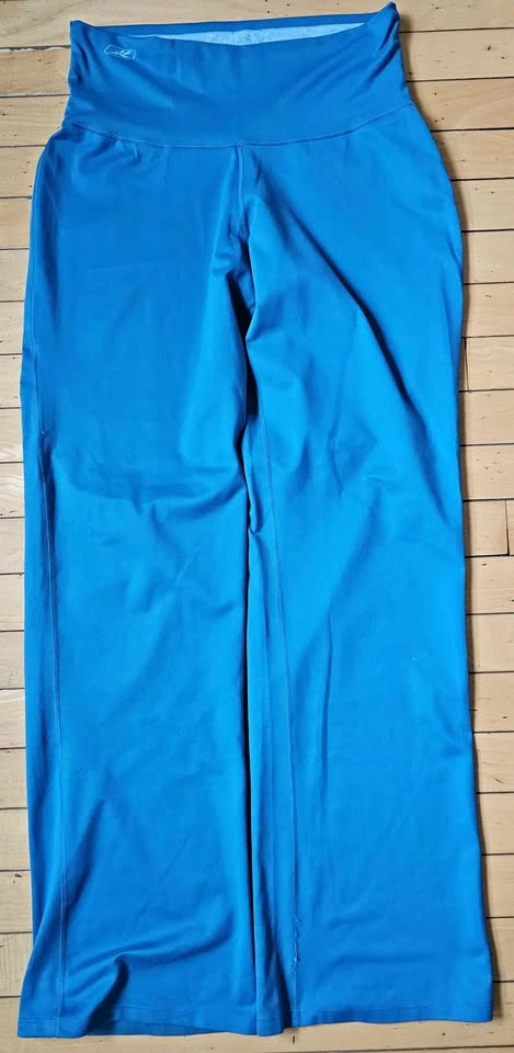 Reebok High-Waisted Flare Yoga Workout Pants - Small