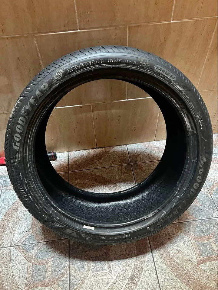 GOODYEAR 255/40R20 Eagle F1 Asymmetric 5 Tire