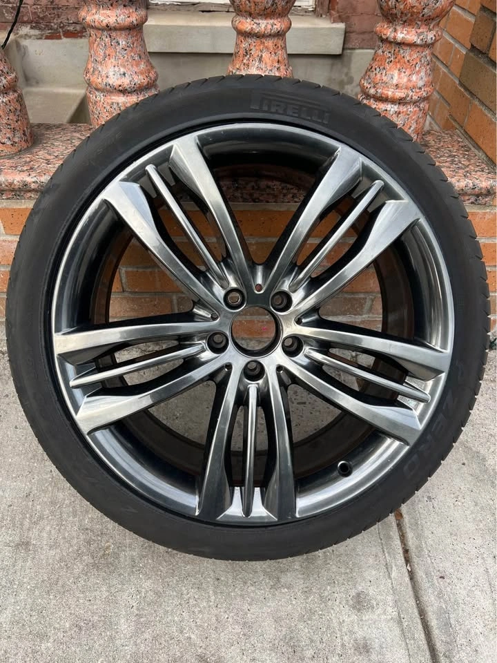 Display BMW 20” Rim (RIM ONLY) - photo 4