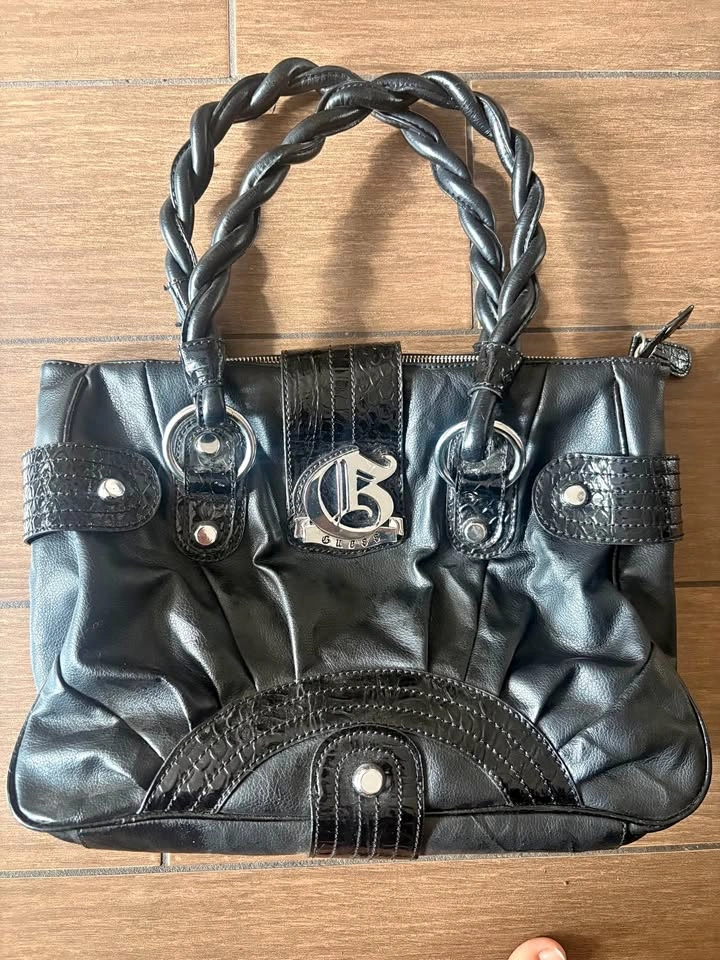 Guess bag