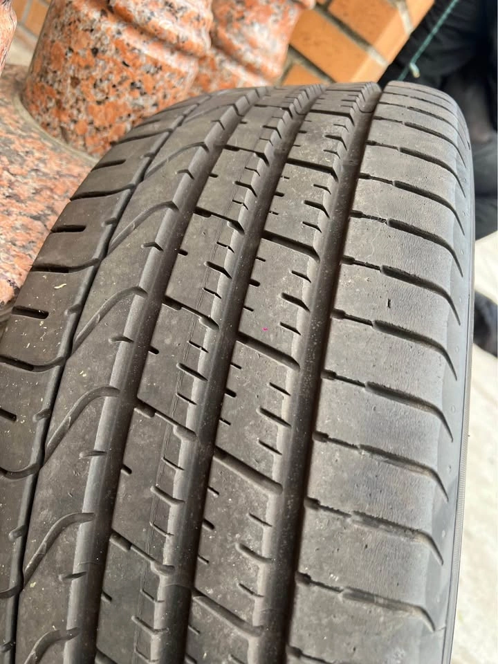 Pirelli 245/40R20 P Zero Run Flat Tire (TIRE ONLY) - photo 4