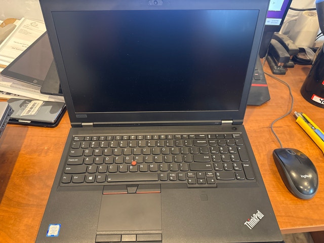 Lenovo ThinkPad P52 i7-8850H 2.6GHz 32GB RAM - 256GB SSD