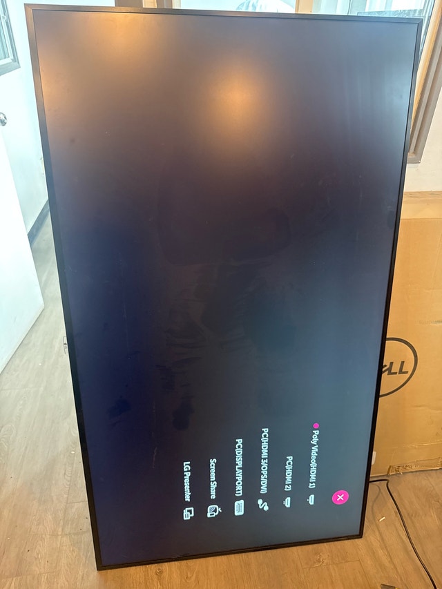 LG LGUH5F 4K Digital Signage TV