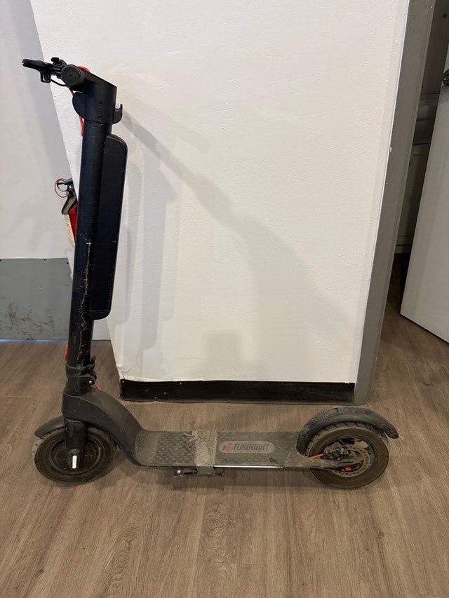 Turboant Electric Scooter