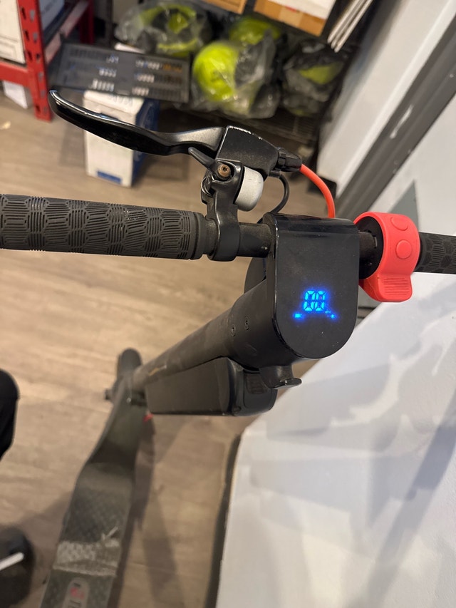 Turboant Electric Scooter - photo 2