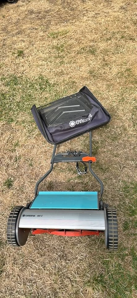 Gardena 380 C Reel Mower with Grass Catcher