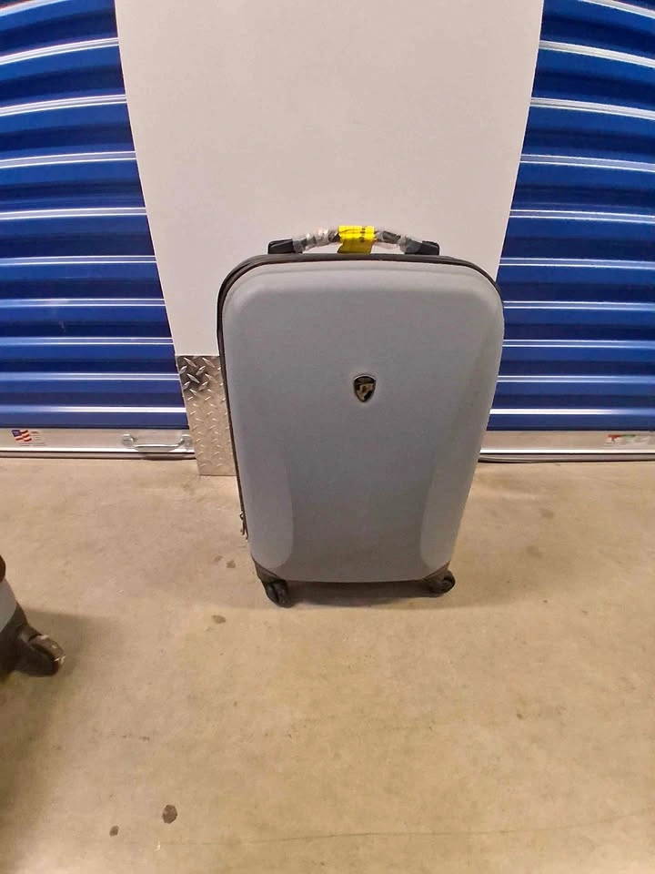 Hard shell carry-on luggage