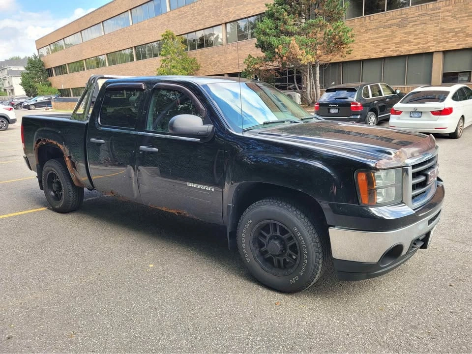 2010 GMC Sierra - photo 3