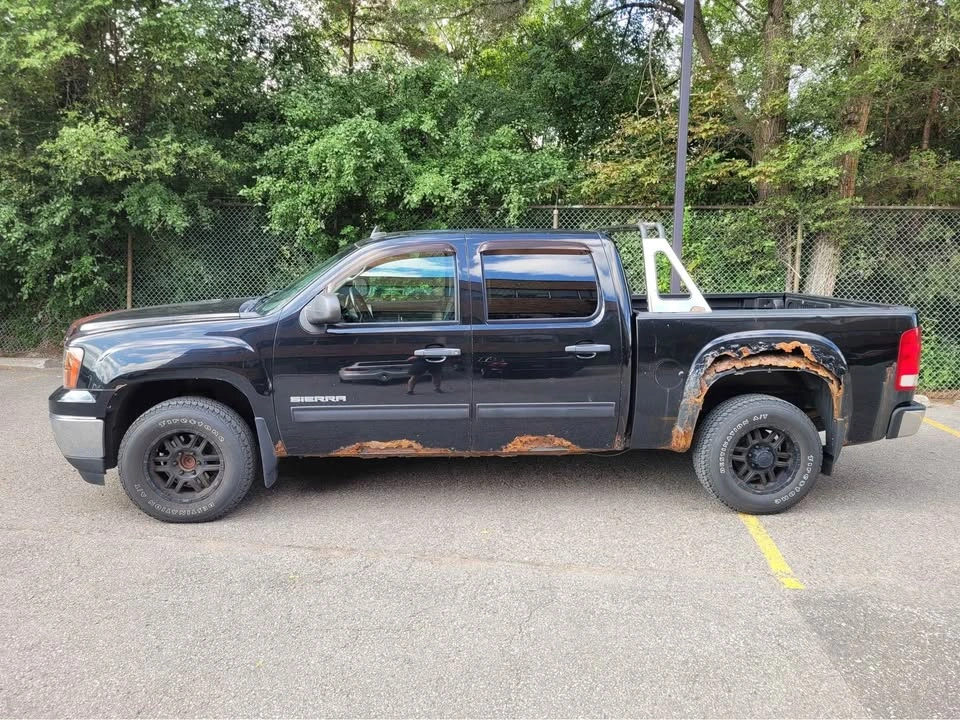 2010 GMC Sierra - photo 4