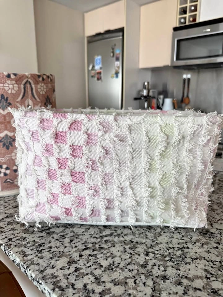 Woven storage basket