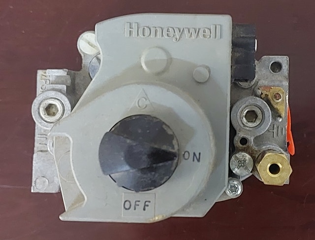 Gas Valve Specifications – Honeywell VR8204H1147 - GCV008