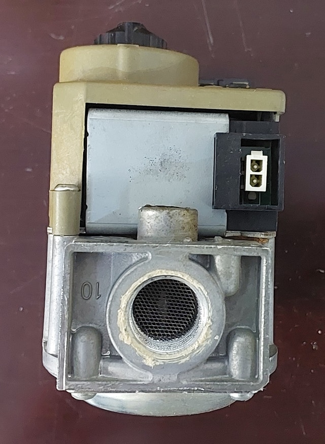 Gas Valve Specifications – Honeywell VR8205S2353 - GCV009 - photo 4