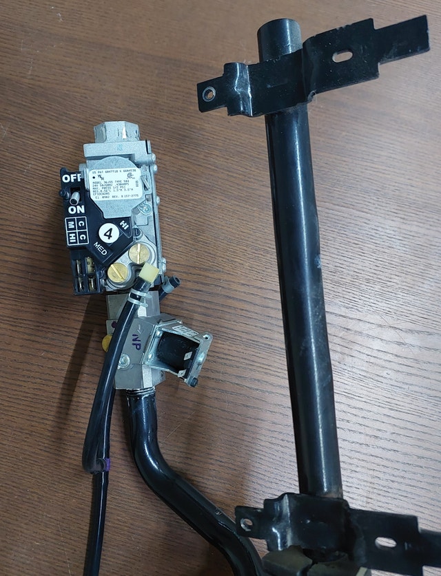 Gas Valve – White-Rodgers 36J55 Type 504 - GCV097