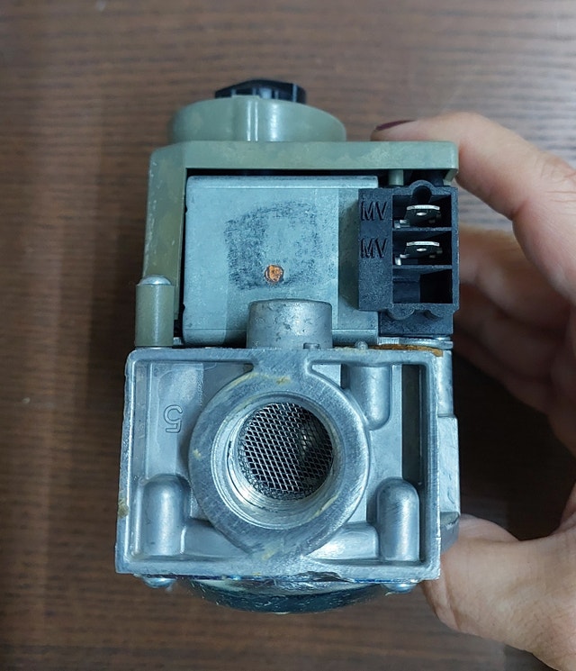 Gas Valve Specifications – Honeywell VR8205S2866 - GCV087 - photo 4