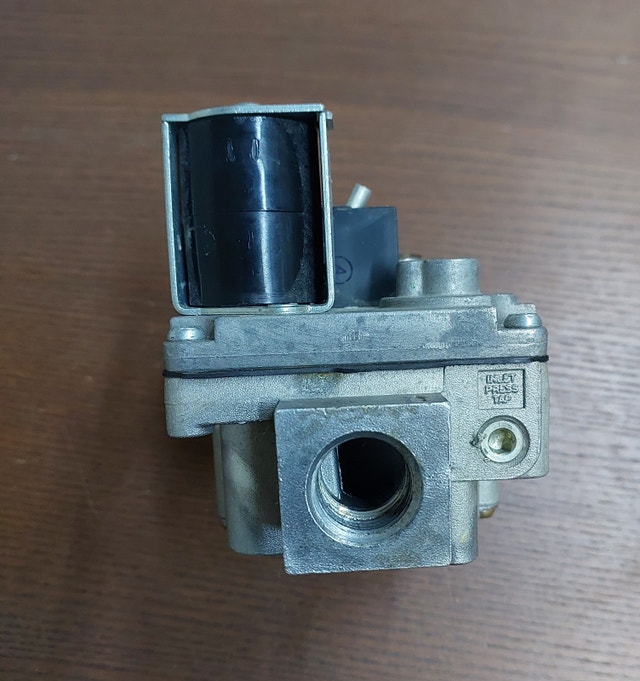 Gas Valve Specifications – White-Rodgers 36E24-206 - GCV085 - photo 4