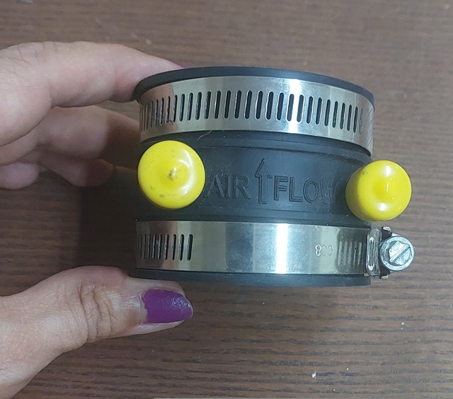 Rubber Coupling with Stainless Steel Clamps – 1½" to 1½" - photo 2