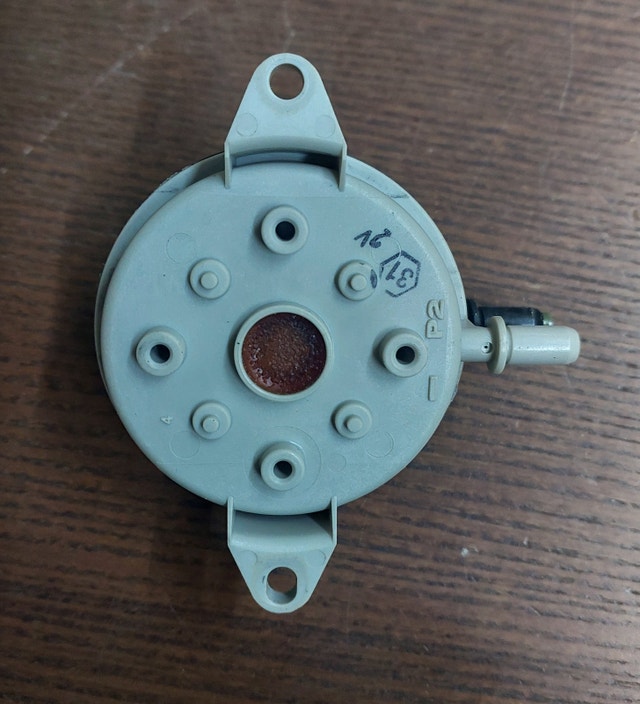 Furnace Air Pressure Switch – Honeywell Compatible (45" WC PF) - photo 2
