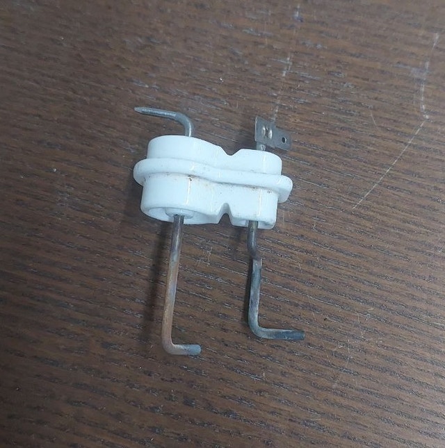 Ignition Electrode with Gasket – Boiler / Furnace Igniter