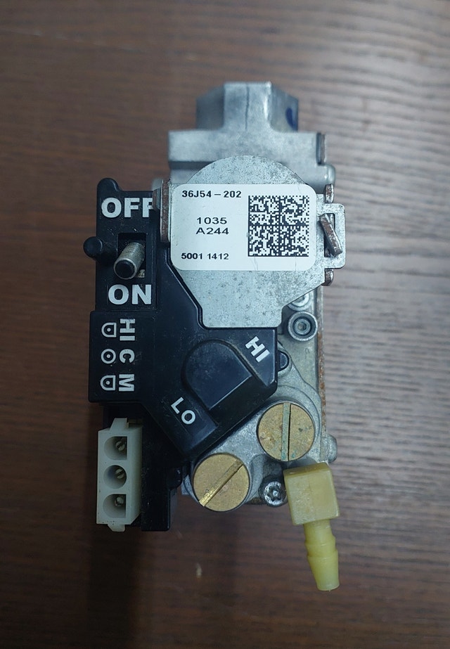 Gas Valve Specifications – White-Rodgers 36J54-202 - GCV076